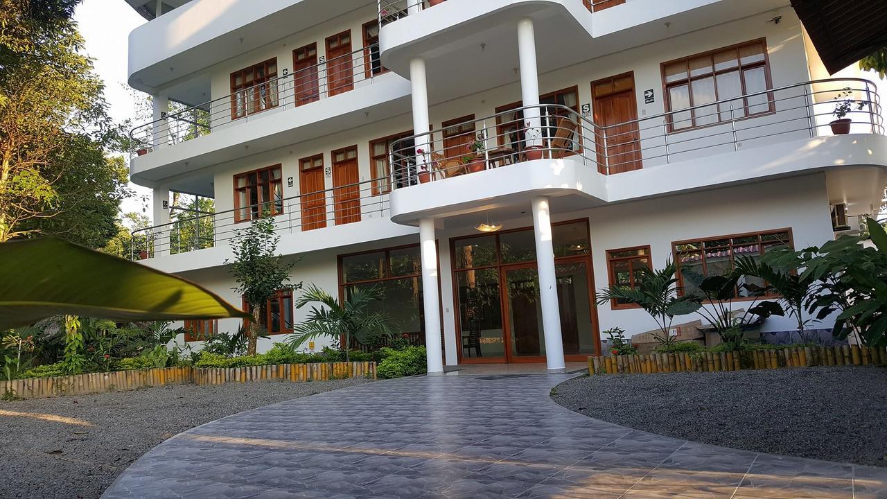 La Floresta Tarapoto Hostal Exteriér fotografie